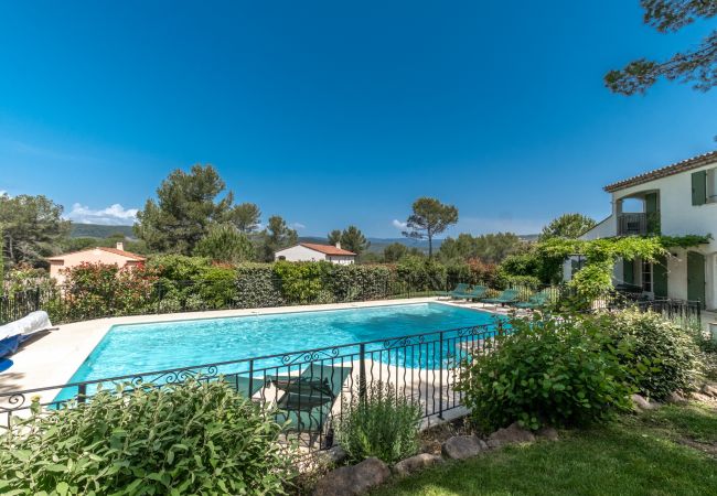 Villa in La Motte - 5 BEDROOM VILLA WITH PRIVATE POOL AND GARDEN (N°359) Villa in La Motte - 5 BEDROOM VILLA WITH PRIVATE POOL AND GARDEN (N°359)