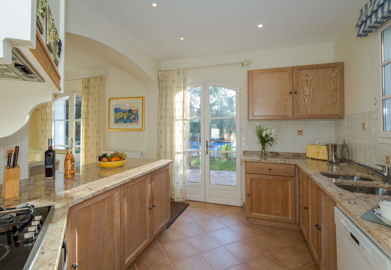 Villa in La Motte - 3-BEDROOM VILLA WITH GARDEN AND PRIVATE POOL (N°341) Villa in La Motte - 3-BEDROOM VILLA WITH GARDEN AND PRIVATE POOL (N°341)