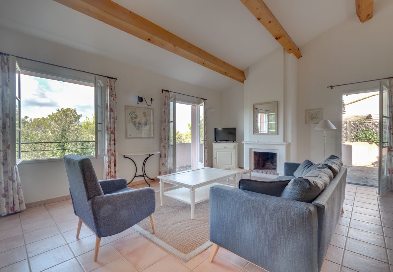 Terraced House in La Motte - 2 BEDROOM TOWNHOUSE WITH GARDEN (N°336)