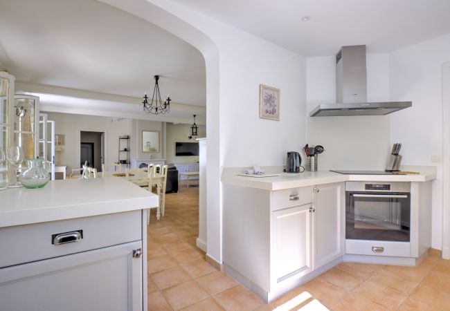 Villa in La Motte - 4 BEDROOM VILLA WITH PRIVATE POOL AND GARDEN (N°348) Villa in La Motte - 4 BEDROOM VILLA WITH PRIVATE POOL AND GARDEN (N°348)