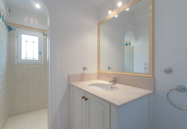 Villa in La Motte - 4 BEDROOM VILLA WITH POOL AND GARDEN (N°352) Villa in La Motte - 4 BEDROOM VILLA WITH POOL AND GARDEN (N°352)