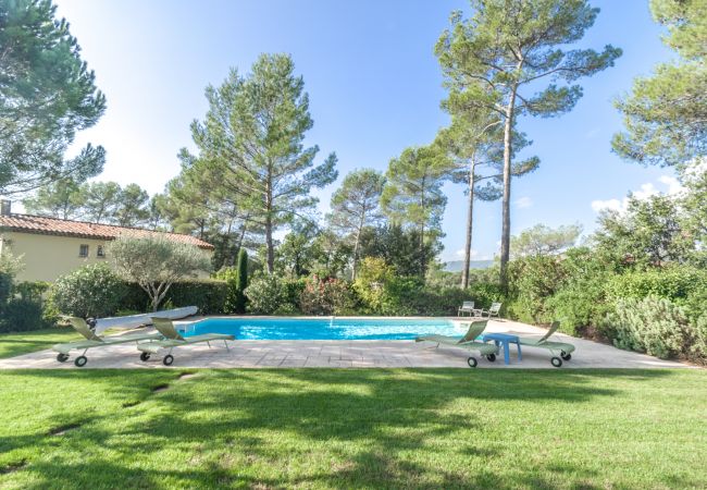 Villa in La Motte - 3 BEDROOM VILLA WITH PRIVATE POOL AND GARDEN (N°355) Villa in La Motte - 3 BEDROOM VILLA WITH PRIVATE POOL AND GARDEN (N°355)