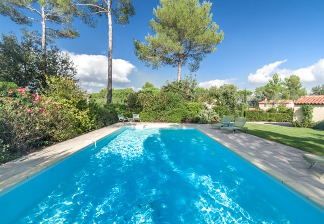 Villa in La Motte - 3 BEDROOM VILLA WITH PRIVATE POOL AND GARDEN (N°355) Villa in La Motte - 3 BEDROOM VILLA WITH PRIVATE POOL AND GARDEN (N°355)