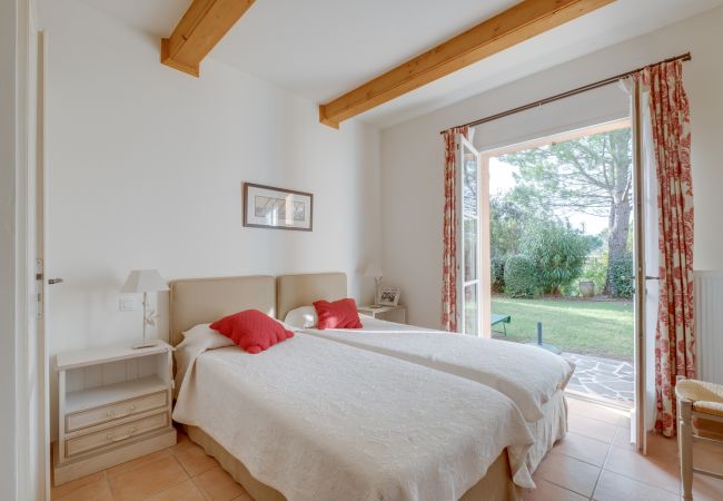 Terraced House in La Motte - 3-BEDROOM TOWNHOUSE WITH GARDEN (N°411) Terraced House in La Motte - 3-BEDROOM TOWNHOUSE WITH GARDEN (N°411)