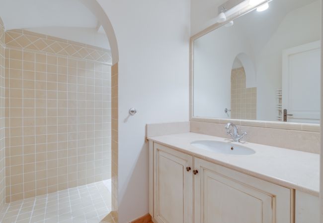 Terraced House in La Motte - 3-BEDROOM TOWNHOUSE WITH GARDEN (N°411) Terraced House in La Motte - 3-BEDROOM TOWNHOUSE WITH GARDEN (N°411)