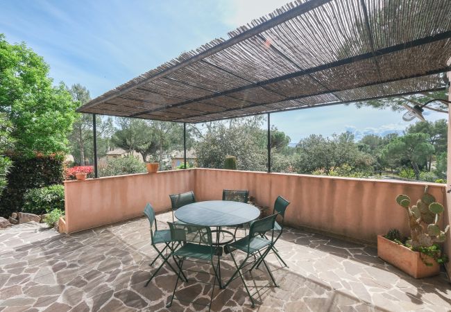 Terraced House in La Motte - 3-BEDROOM TOWNHOUSE WITH GARDEN (N°411) Terraced House in La Motte - 3-BEDROOM TOWNHOUSE WITH GARDEN (N°411)