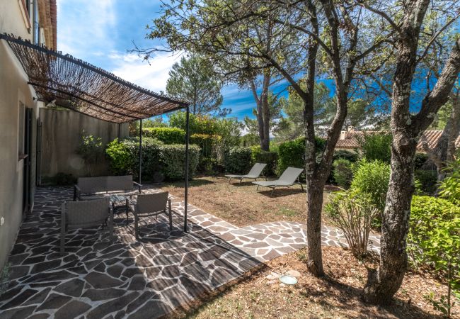 Terraced House in La Motte - 3-BEDROOM TOWNHOUSE WITH GARDEN (N°414) Terraced House in La Motte - 3-BEDROOM TOWNHOUSE WITH GARDEN (N°414)