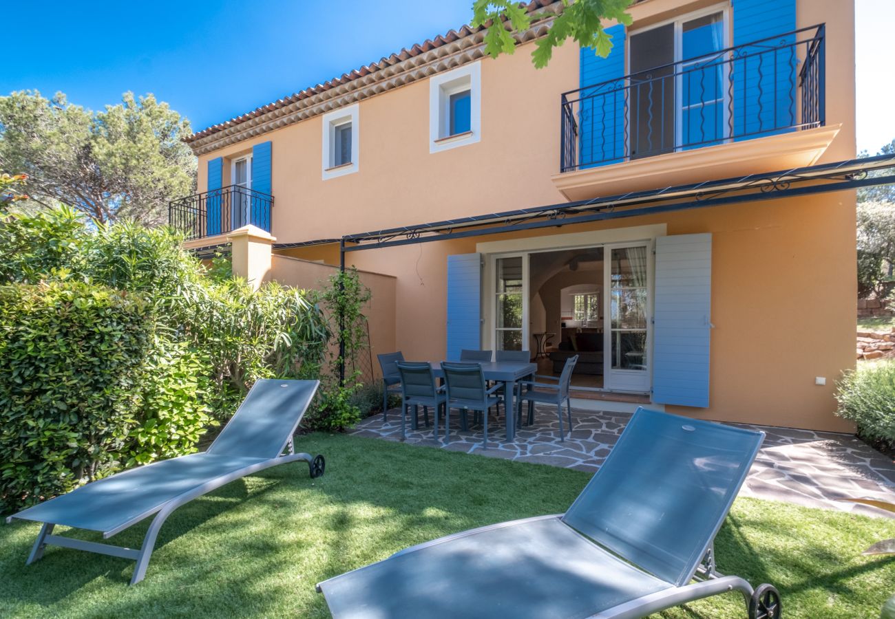 Terraced House in La Motte - 3-BEDROOM TOWNHOUSE WITH GARDEN (N°419)