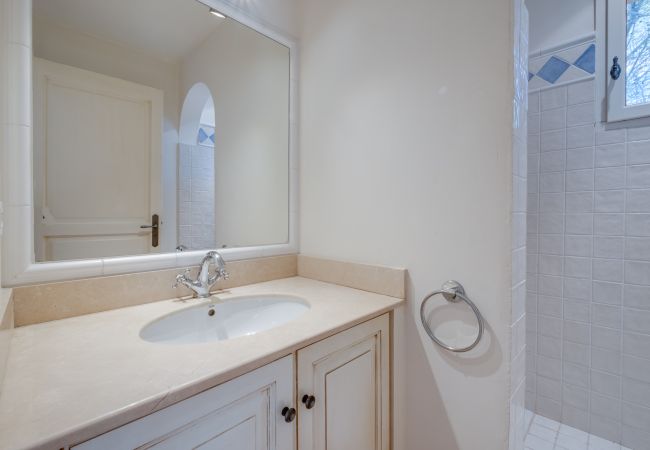 Terraced House in La Motte - 3 BEDROOM TOWNHOUSE WITH GARDEN (N°425) Terraced House in La Motte - 3 BEDROOM TOWNHOUSE WITH GARDEN (N°425)