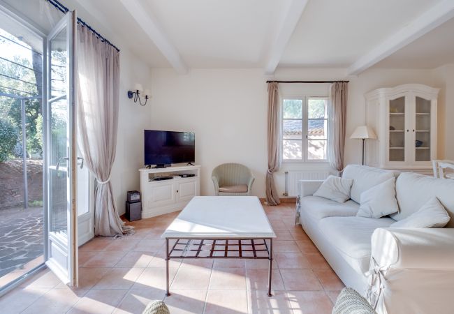 Terraced House in La Motte - 3 BEDROOM TOWNHOUSE WITH GARDEN (N°426) Terraced House in La Motte - 3 BEDROOM TOWNHOUSE WITH GARDEN (N°426)