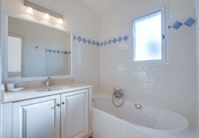 Terraced House in La Motte - 3 BEDROOM TOWNHOUSE WITH GARDEN (N°426) Terraced House in La Motte - 3 BEDROOM TOWNHOUSE WITH GARDEN (N°426)