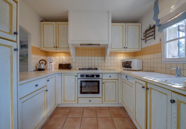 Terraced House in La Motte - 2 BEDROOM TOWNHOUSE WITH GARDEN (N°435) Terraced House in La Motte - 2 BEDROOM TOWNHOUSE WITH GARDEN (N°435)