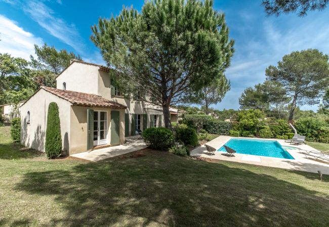 Villa in La Motte - 4 BEDROOM VILLA WITH PRIVATE POOL AND GARDEN (N°446) Villa in La Motte - 4 BEDROOM VILLA WITH PRIVATE POOL AND GARDEN (N°446)