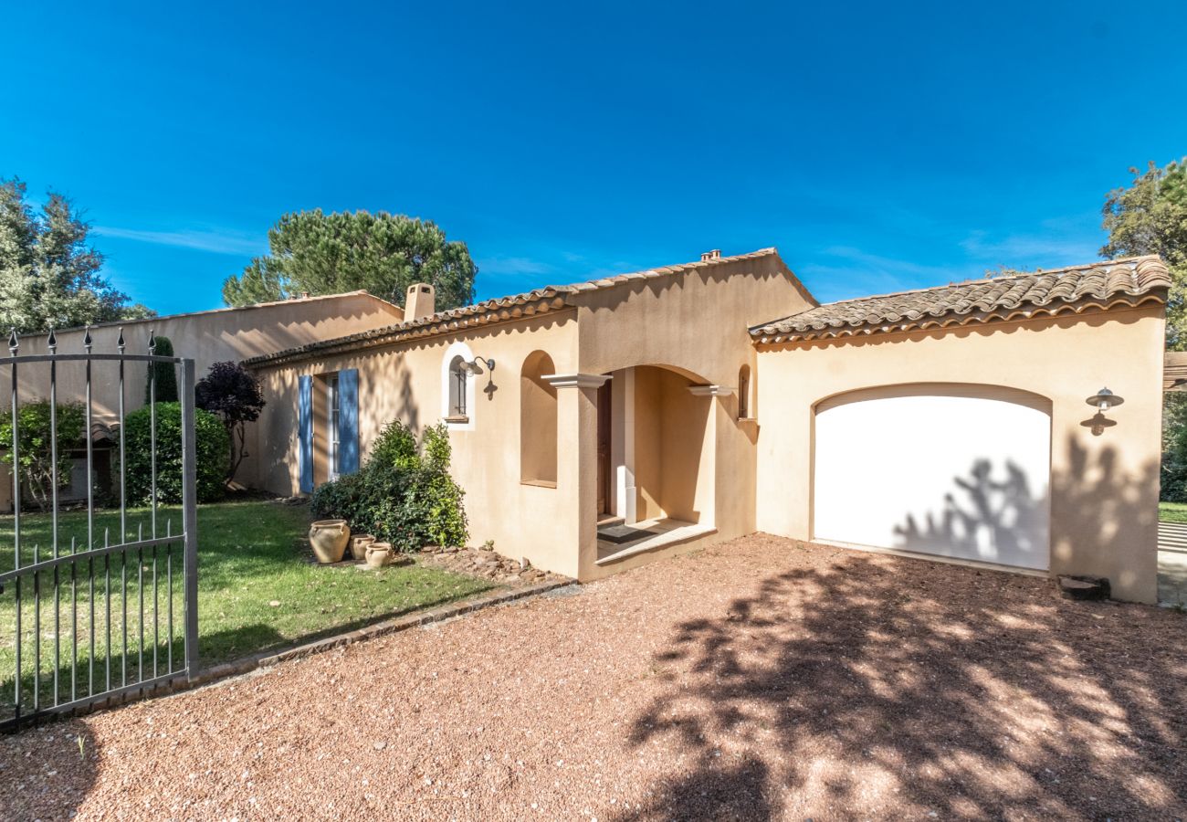 Villa in La Motte - 3 BEDROOM VILLA WITH PRIVATE POOL (N°447) Villa in La Motte - 3 BEDROOM VILLA WITH PRIVATE POOL (N°447)