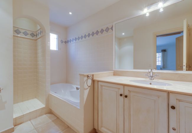 Terraced House in La Motte - 2 BEDROOM TOWNHOUSE WITH GARDEN (N°507) Terraced House in La Motte - 2 BEDROOM TOWNHOUSE WITH GARDEN (N°507)