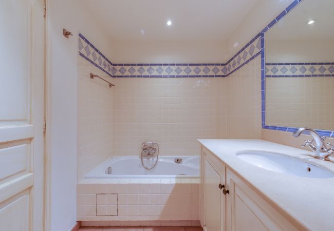 Apartment in La Motte - 2-BEDROOM APARTMENT WITH TERRACE (N°512) Apartment in La Motte - 2-BEDROOM APARTMENT WITH TERRACE (N°512)