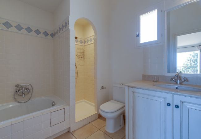 Terraced House in La Motte - 3 BEDROOM TOWNHOUSE WITH TERRACE AND GARDEN (N°516) Terraced House in La Motte - 3 BEDROOM TOWNHOUSE WITH TERRACE AND GARDEN (N°516)