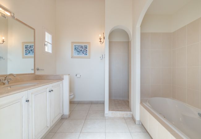 Apartment in La Motte - 3-BEDROOM APARTMENT WITH TERRACE (N°524) Apartment in La Motte - 3-BEDROOM APARTMENT WITH TERRACE (N°524)