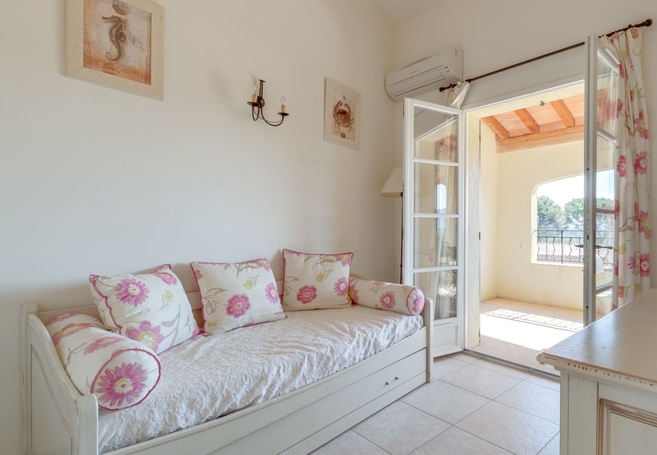 Apartment in La Motte - 3-BEDROOM APARTMENT WITH TERRACE (N°524) Apartment in La Motte - 3-BEDROOM APARTMENT WITH TERRACE (N°524)
