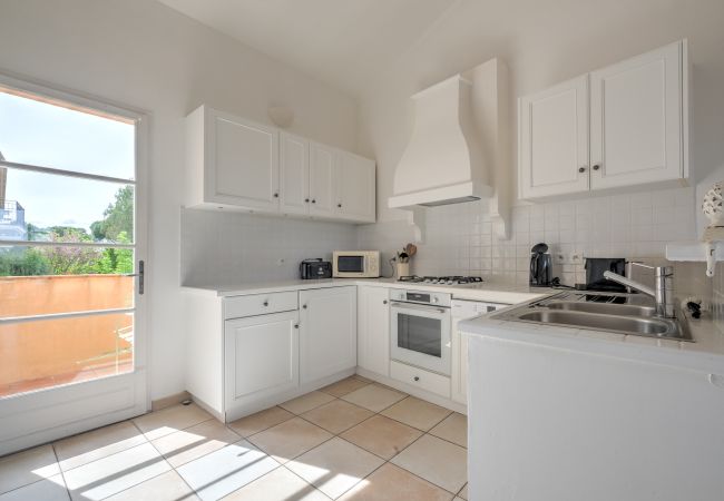 Terraced House in La Motte - 3 BEDROOM TOWNHOUSE WITH GARDEN (N°527) Terraced House in La Motte - 3 BEDROOM TOWNHOUSE WITH GARDEN (N°527)
