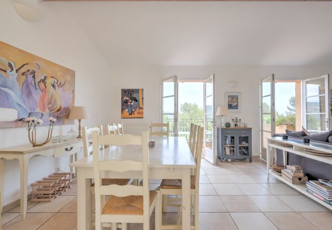Terraced House in La Motte - 3 BEDROOM TOWNHOUSE WITH GARDEN (N°527) Terraced House in La Motte - 3 BEDROOM TOWNHOUSE WITH GARDEN (N°527)