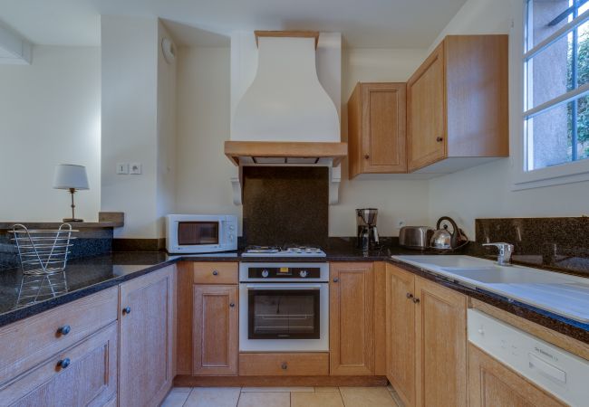 Terraced House in La Motte - 2 BEDROOM TOWNHOUSE WITH GARDEN (N°529) Terraced House in La Motte - 2 BEDROOM TOWNHOUSE WITH GARDEN (N°529)