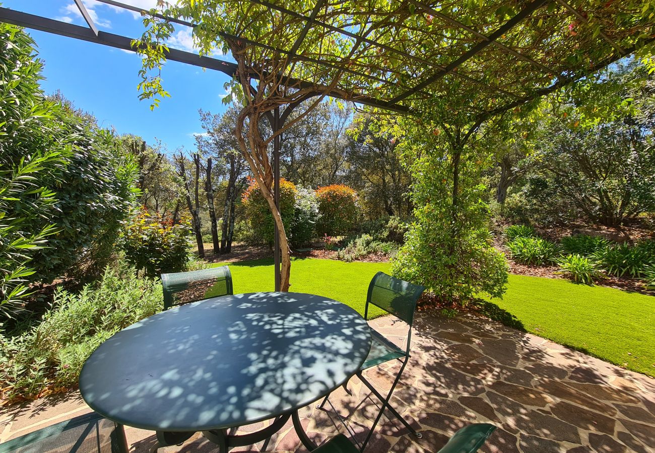 Terraced House in La Motte - 2 BEDROOM TOWNHOUSE WITH GARDEN (N°529) Terraced House in La Motte - 2 BEDROOM TOWNHOUSE WITH GARDEN (N°529)