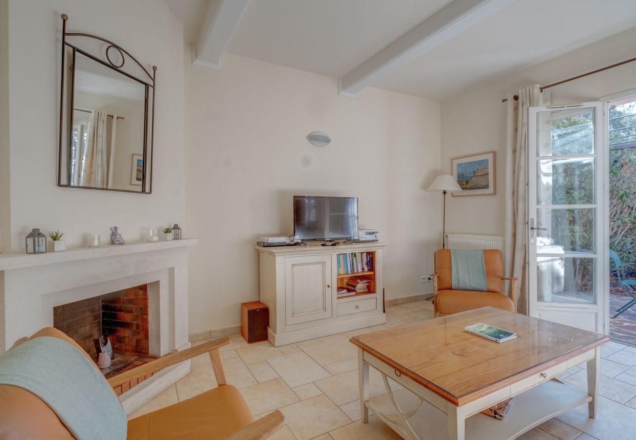 Terraced House in La Motte - 2 BEDROOM TOWNHOUSE WITH GARDEN (N°529) Terraced House in La Motte - 2 BEDROOM TOWNHOUSE WITH GARDEN (N°529)