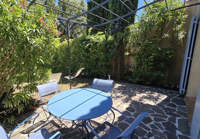 Terraced House in La Motte - 2-BEDROOM TOWNHOUSE WITH GARDEN (N°531) Terraced House in La Motte - 2-BEDROOM TOWNHOUSE WITH GARDEN (N°531)