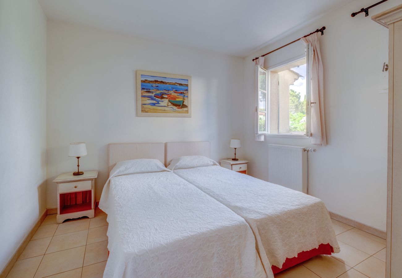 Terraced House in La Motte - 3 BEDROOM TOWNHOUSE WITH GARDEN (N° 518) Terraced House in La Motte - 3 BEDROOM TOWNHOUSE WITH GARDEN (N° 518)