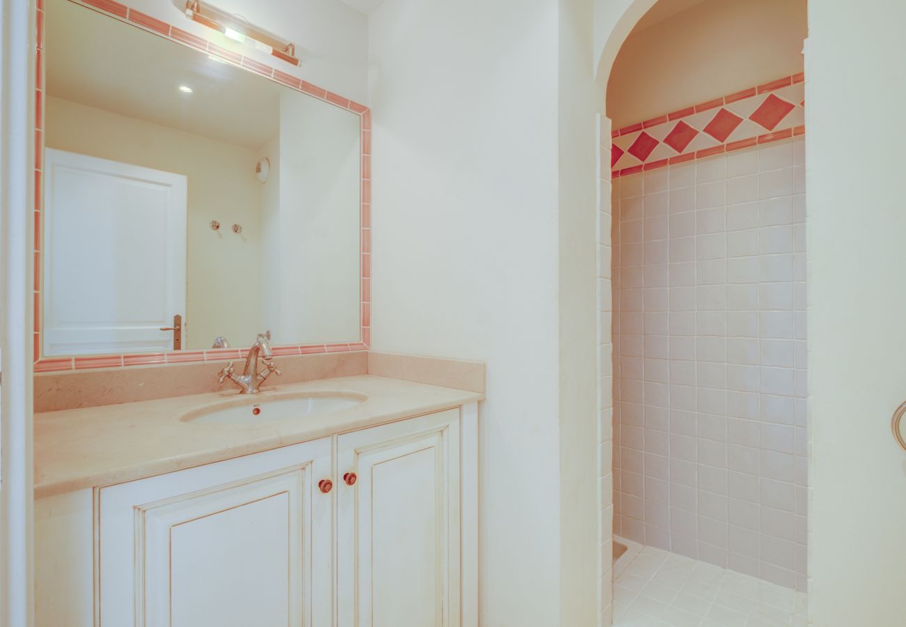 Terraced House in La Motte - 3 BEDROOM TOWNHOUSE WITH GARDEN (N° 518) Terraced House in La Motte - 3 BEDROOM TOWNHOUSE WITH GARDEN (N° 518)