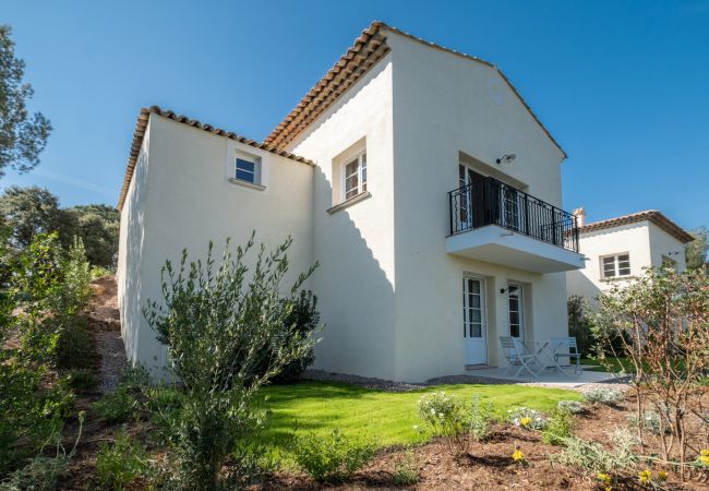 Terraced House in La Motte - 3-BEDROOM TOWN HOUSE WITH SPLENDID VIEW (N°569) Terraced House in La Motte - 3-BEDROOM TOWN HOUSE WITH SPLENDID VIEW (N°569)