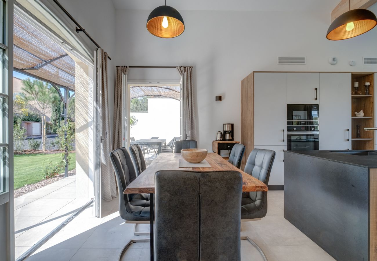 Terraced House in La Motte - 3-BEDROOM TOWN HOUSE WITH SPLENDID VIEW (N°569) Terraced House in La Motte - 3-BEDROOM TOWN HOUSE WITH SPLENDID VIEW (N°569)