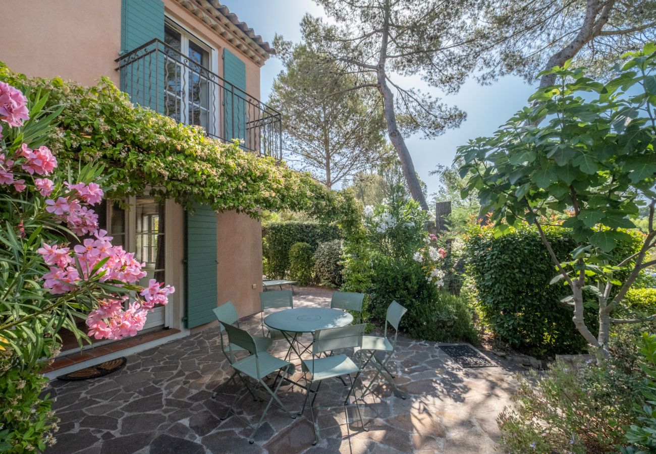 Terraced House in La Motte - 3-BEDROOM TOWN HOUSE WITH GARDEN (N°403)