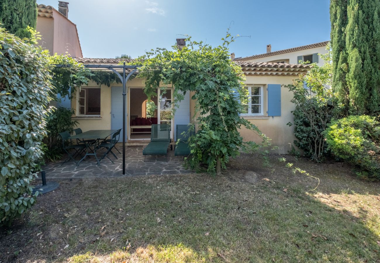 Terraced House in La Motte - 2-BEDROOM TOWNHOUSE WITH NICE VIEW (N°552) Terraced House in La Motte - 2-BEDROOM TOWNHOUSE WITH NICE VIEW (N°552)