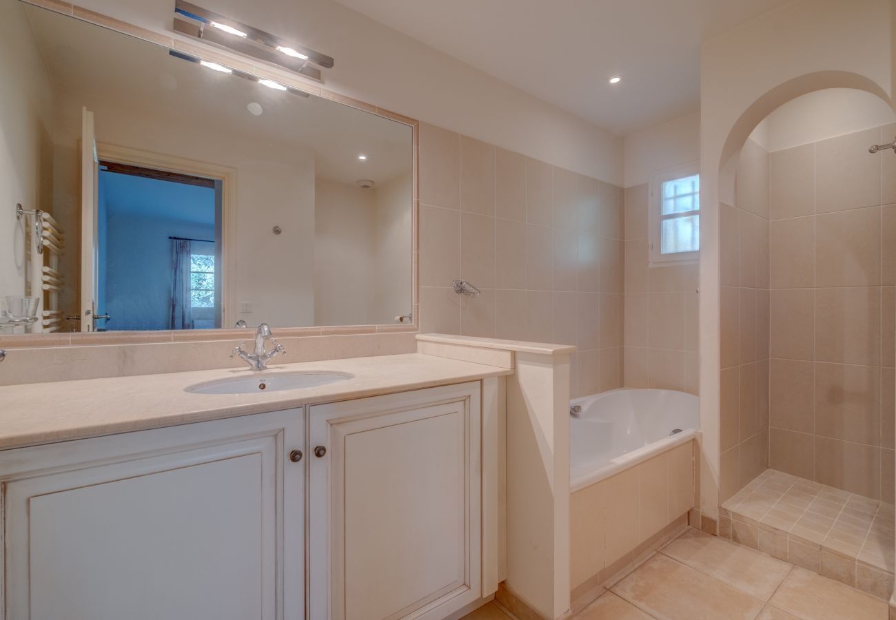 Terraced House in La Motte - 2-BEDROOM TOWNHOUSE WITH NICE VIEW (N°552) Terraced House in La Motte - 2-BEDROOM TOWNHOUSE WITH NICE VIEW (N°552)