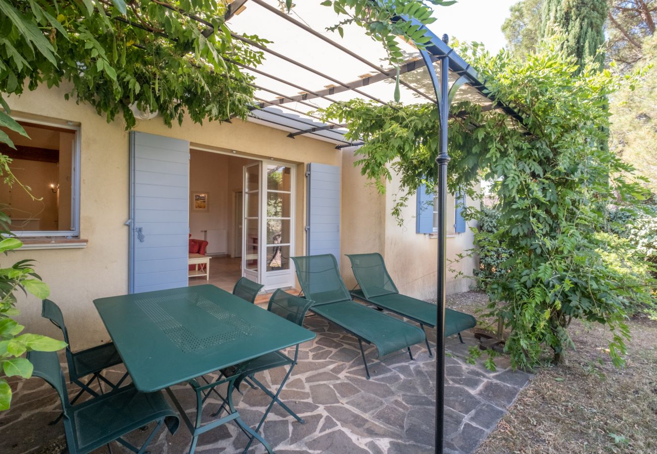 Terraced House in La Motte - 2-BEDROOM TOWNHOUSE WITH NICE VIEW (N°552) Terraced House in La Motte - 2-BEDROOM TOWNHOUSE WITH NICE VIEW (N°552)