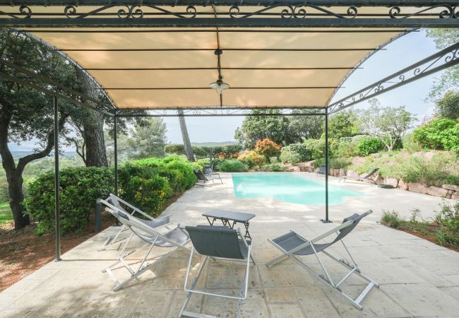 Villa in La Motte - 4 BEDROOM VILLA WITH PRIVATE POOL AND GARDEN (N°443) Villa in La Motte - 4 BEDROOM VILLA WITH PRIVATE POOL AND GARDEN (N°443)