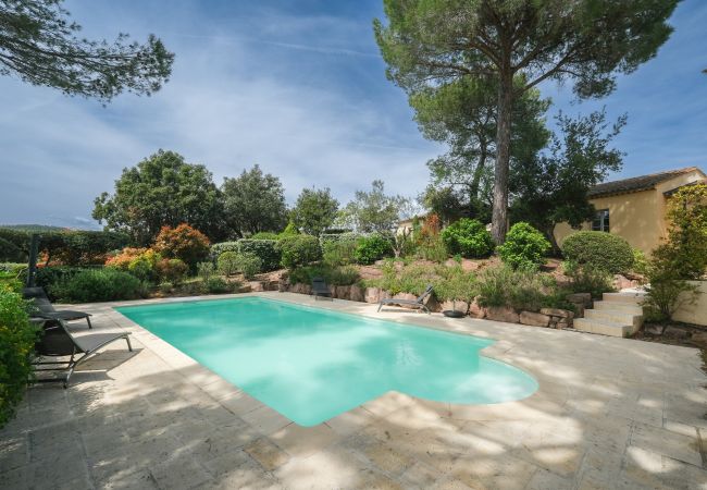 Villa in La Motte - 4 BEDROOM VILLA WITH PRIVATE POOL AND GARDEN (N°443) Villa in La Motte - 4 BEDROOM VILLA WITH PRIVATE POOL AND GARDEN (N°443)