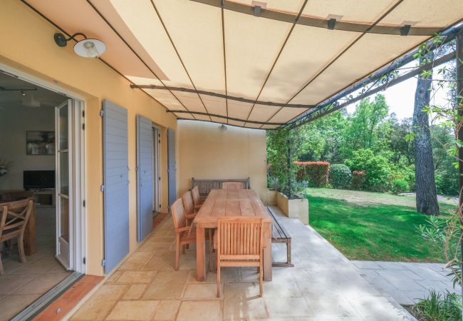 Villa in La Motte - 4 BEDROOM VILLA WITH PRIVATE POOL AND GARDEN (N°443) Villa in La Motte - 4 BEDROOM VILLA WITH PRIVATE POOL AND GARDEN (N°443)