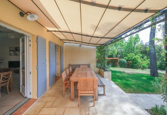 Villa in La Motte - 4 BEDROOM VILLA WITH PRIVATE POOL AND GARDEN (N°443) Villa in La Motte - 4 BEDROOM VILLA WITH PRIVATE POOL AND GARDEN (N°443)