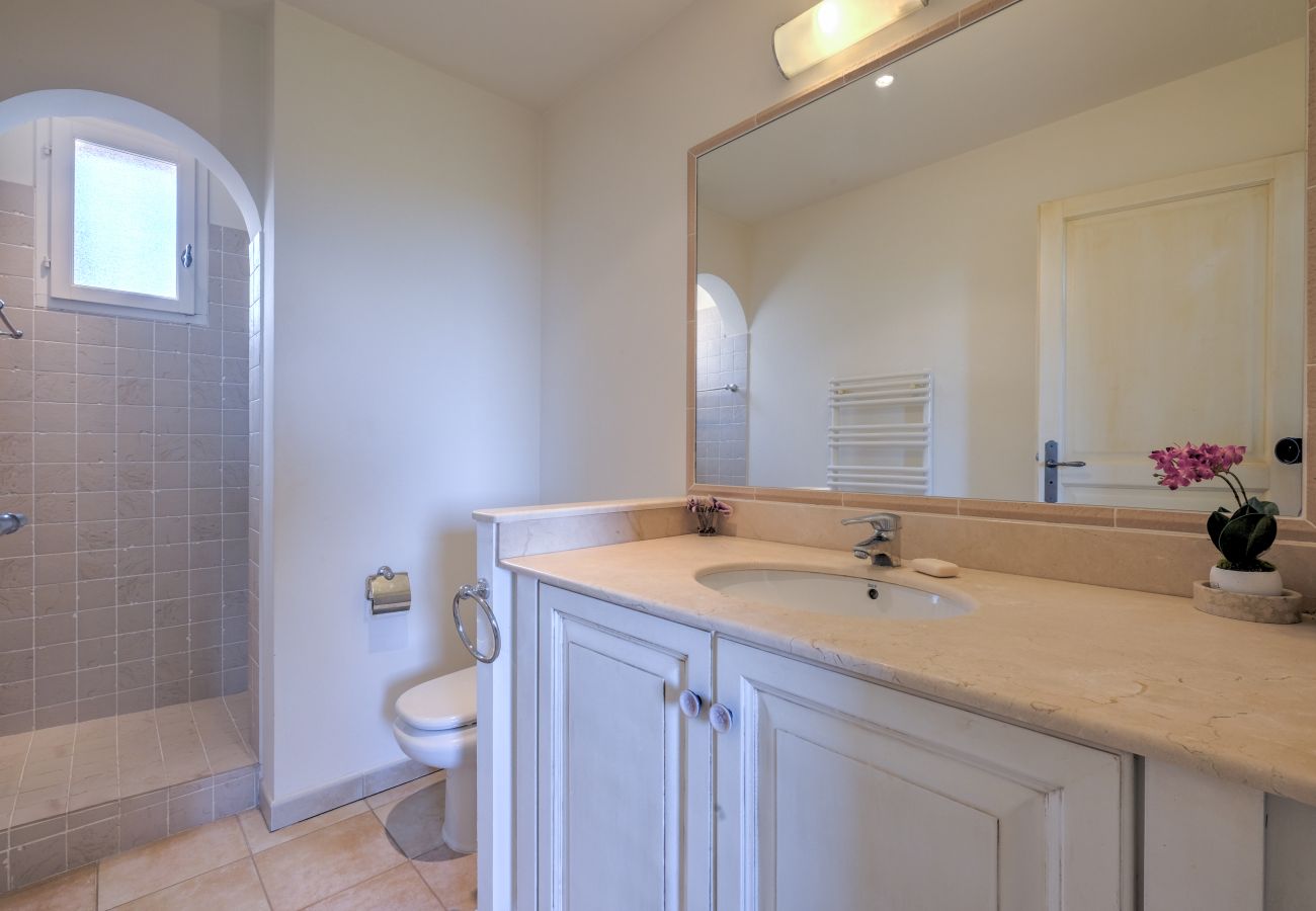 Terraced House in La Motte - 2-BEDROOM TOWNHOUSE WITH GARDEN (N°536) Terraced House in La Motte - 2-BEDROOM TOWNHOUSE WITH GARDEN (N°536)