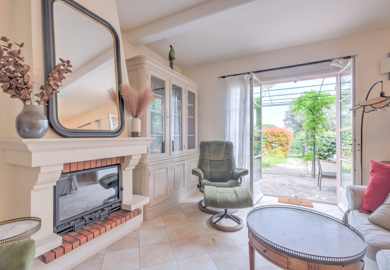 Terraced House in La Motte - 2-BEDROOM TOWNHOUSE WITH GARDEN (N°536) Terraced House in La Motte - 2-BEDROOM TOWNHOUSE WITH GARDEN (N°536)