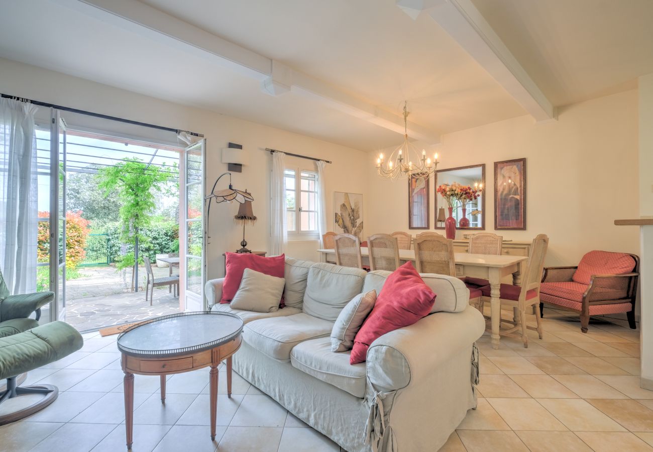 Terraced House in La Motte - 2-BEDROOM TOWNHOUSE WITH GARDEN (N°536) Terraced House in La Motte - 2-BEDROOM TOWNHOUSE WITH GARDEN (N°536)