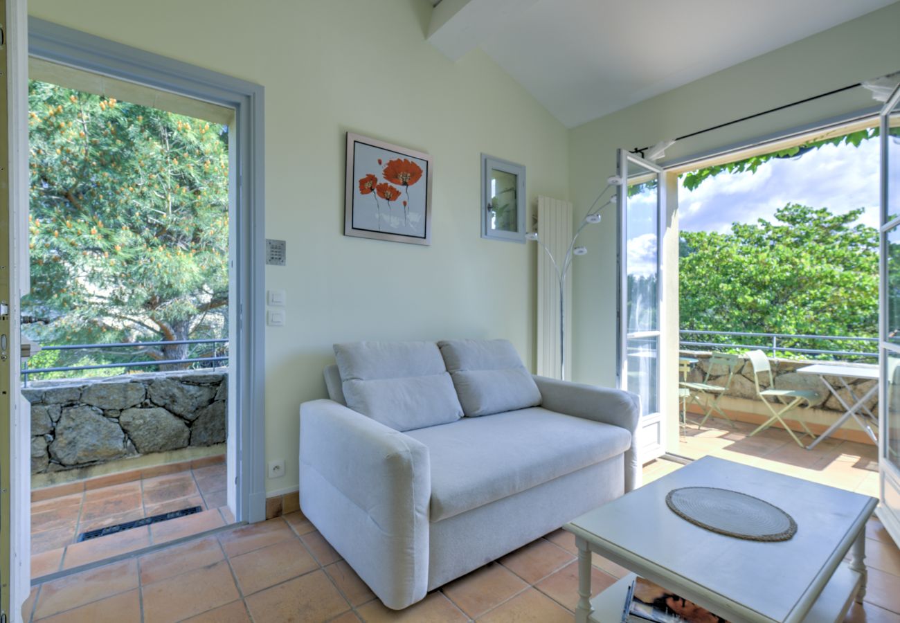 Appartement à La Motte - APPARTEMENT 2 CHAMBRES  - 50m2 - VUE SUR GOLF (N°25) Appartement à La Motte - APPARTEMENT 2 CHAMBRES  - 50m2 - VUE SUR GOLF (N°25)