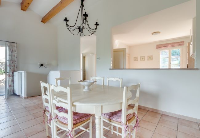 Maison mitoyenne à La Motte - MAISON DE HAMEAU 2 CHAMBRES AVEC JARDIN (N°336) Maison mitoyenne à La Motte - MAISON DE HAMEAU 2 CHAMBRES AVEC JARDIN (N°336)