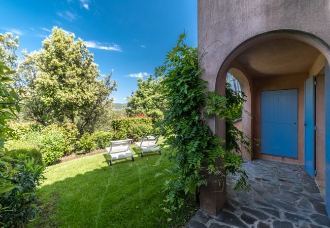 Maison mitoyenne à La Motte - MAISON DE HAMEAU 2 CHAMBRES AVEC JARDIN (N°336) Maison mitoyenne à La Motte - MAISON DE HAMEAU 2 CHAMBRES AVEC JARDIN (N°336)