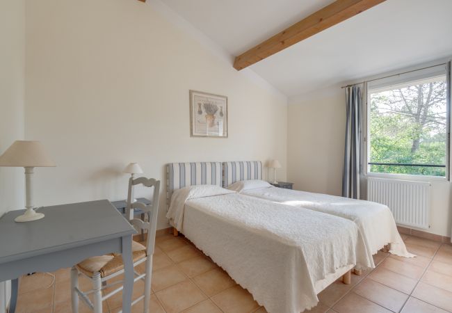 Villa à La Motte - VILLA 4 CHAMBRES AVEC PISCINE PRIVEE ET JARDIN (N°352) Villa à La Motte - VILLA 4 CHAMBRES AVEC PISCINE PRIVEE ET JARDIN (N°352)