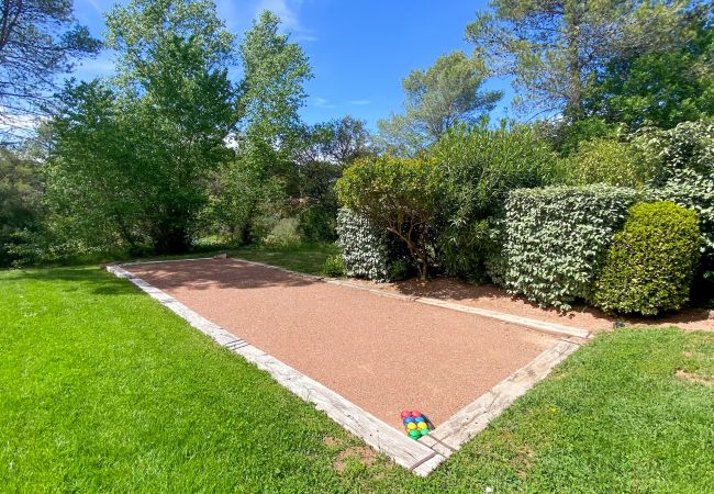 Villa à La Motte - VILLA 4 CHAMBRES AVEC PISCINE PRIVEE ET JARDIN (N°352) Villa à La Motte - VILLA 4 CHAMBRES AVEC PISCINE PRIVEE ET JARDIN (N°352)
