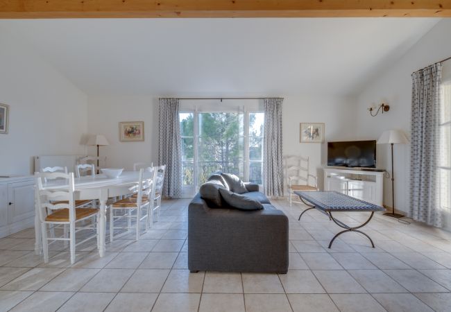 Maison mitoyenne à La Motte - MAISON DE HAMEAU 3 CHAMBRES AVEC JARDIN (N°408) Maison mitoyenne à La Motte - MAISON DE HAMEAU 3 CHAMBRES AVEC JARDIN (N°408)